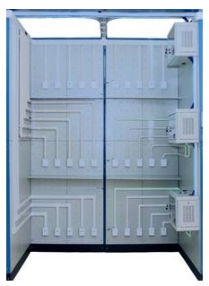  HY-B2型弱电井中垂直工（gōng）作区实训装置